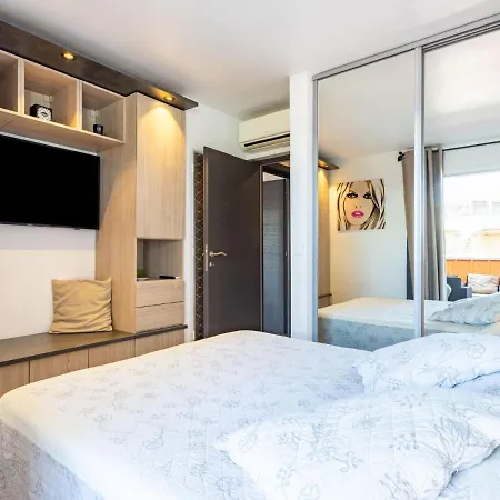 Les Patios-7 By Interhome Daire Saint-Tropez