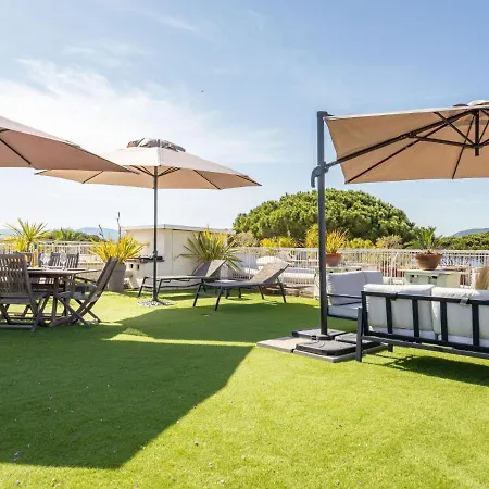 Les Patios-7 By Interhome Daire